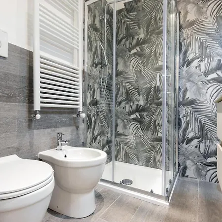 Duomo-navigli Charming And Modern With Fast Wifi * Milaan